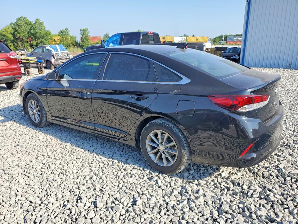 Photo 2 from auction – 2018 HYUNDAI SONATA with VIN 5NPE24AA5JH680397