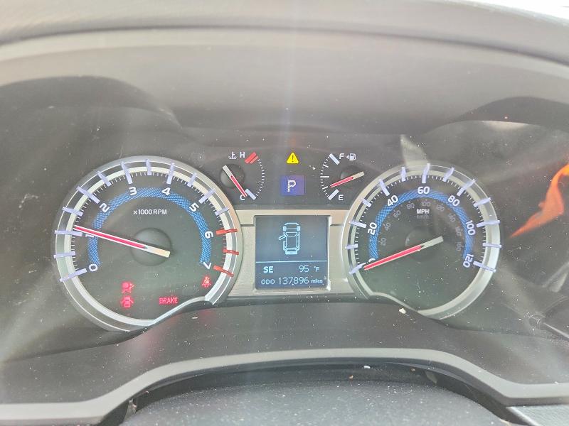 Photo 9 from auction – 2015 TOYOTA 4RUNNER with VIN JTEZU5JR4F5096261