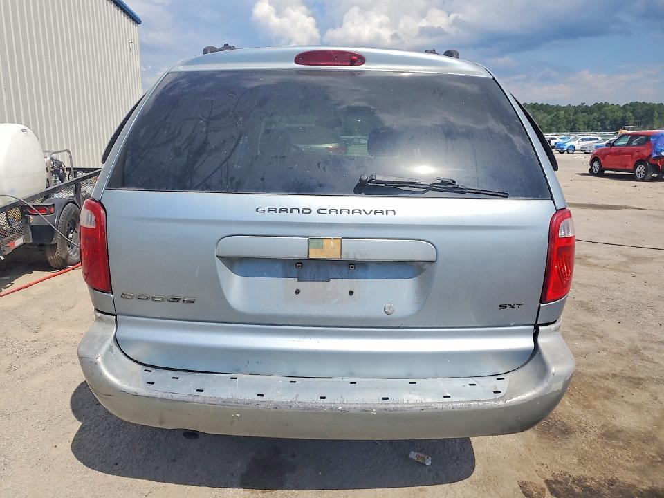 Photo 6 from auction – 2006 DODGE GRAND CARAVAN with VIN 2D4GP44L76R600487