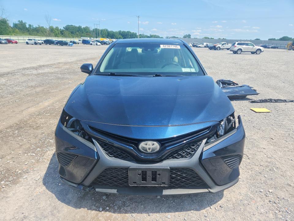 Photo 5 from auction – 2018 TOYOTA CAMRY with VIN JTNB11HK6J3017849