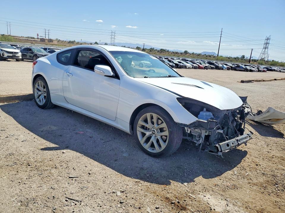 Photo 4 from auction – 2016 HYUNDAI GENESIS COUPE with VIN KMHHT6KJ4GU133751