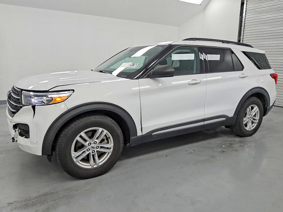 FORD EXPLORER 2021 with VIN 1FMSK7DH3MGC30314 - Photo from auction