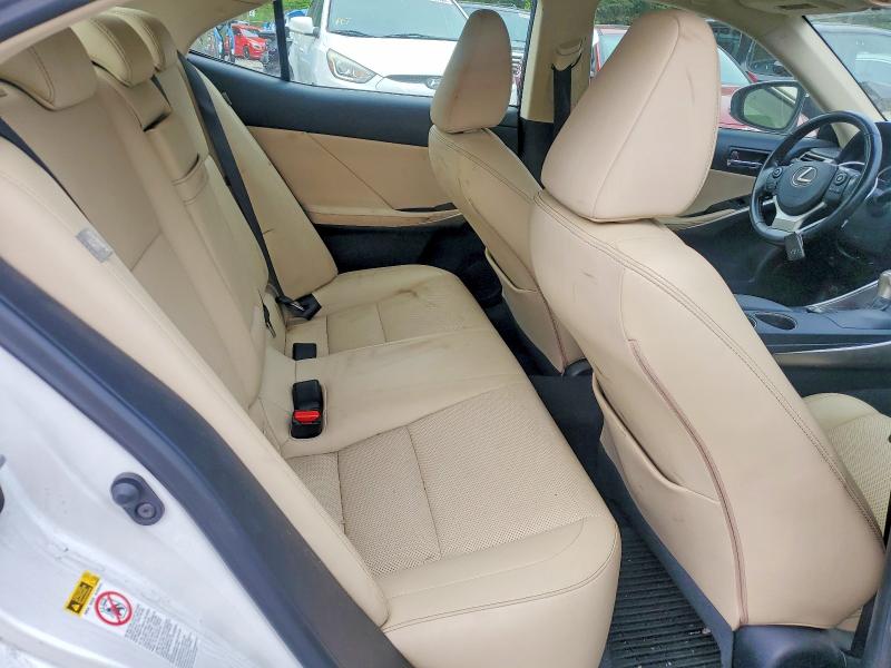 Photo 10 from auction – 2016 LEXUS IS with VIN JTHCM1D26G5008280