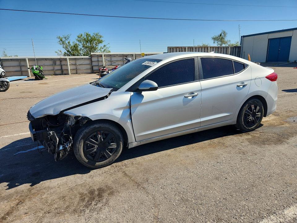 2017 HYUNDAI ELANTRA - Търг №62605326