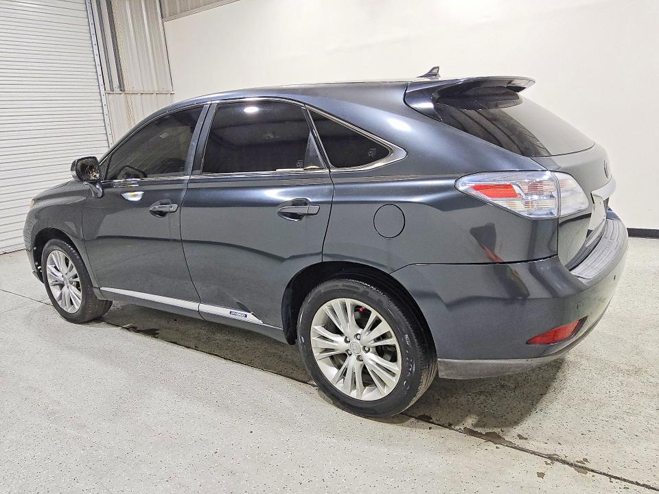 Photo 2 from auction – 2011 LEXUS RX with VIN JTJZB1BA2B2004598