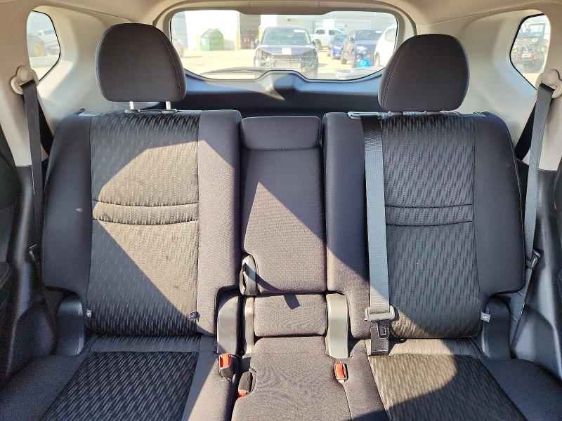 Photo 10 from auction – 2017 NISSAN ROGUE with VIN 5N1AT2MV4HC744090