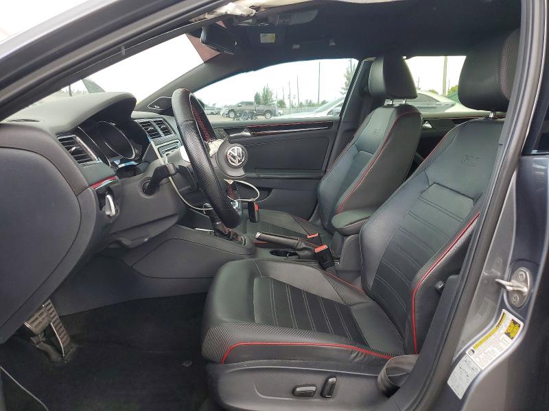 Photo 7 from auction – 2015 VOLKSWAGEN JETTA with VIN 3VW4T7AJ8FM299670