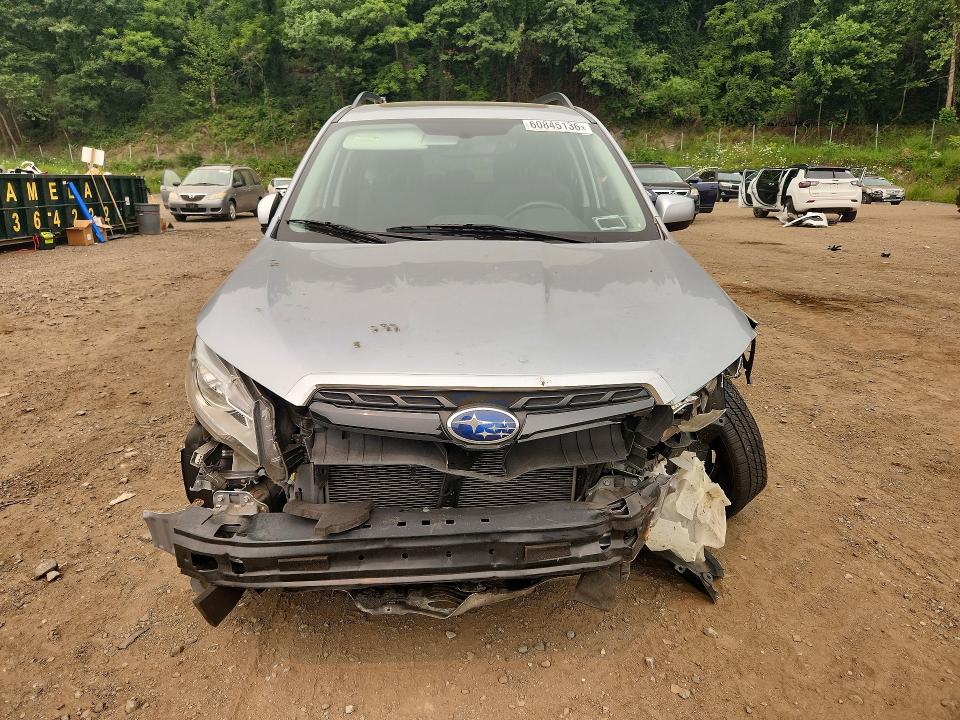Photo 5 from auction – 2017 SUBARU FORESTER with VIN JF2SJGEC0HH501776