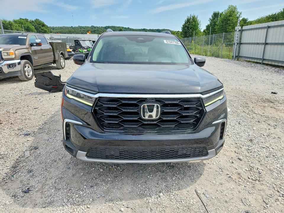 Photo 5 from auction – 2025 HONDA PILOT with VIN 5FNYG1H8XSB051458
