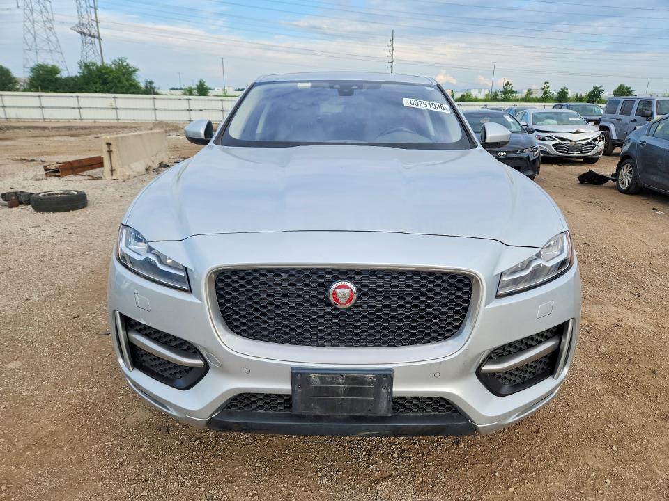 Photo 5 from auction – 2017 JAGUAR F-PACE with VIN SADCL2BV5HA089972
