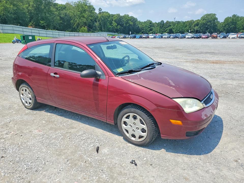 Zdjęcie 4 z aukcji – 2006 FORD FOCUS z VIN 1FAFP31N36W239930