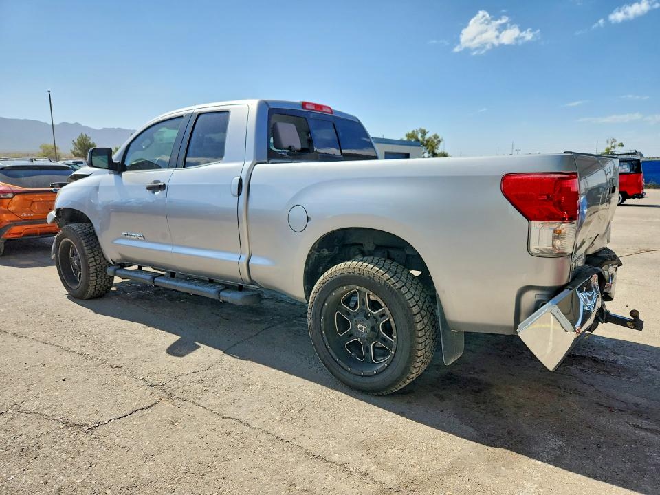 Photo 2 from auction – 2012 TOYOTA TUNDRA with VIN 5TFRM5F16CX045643