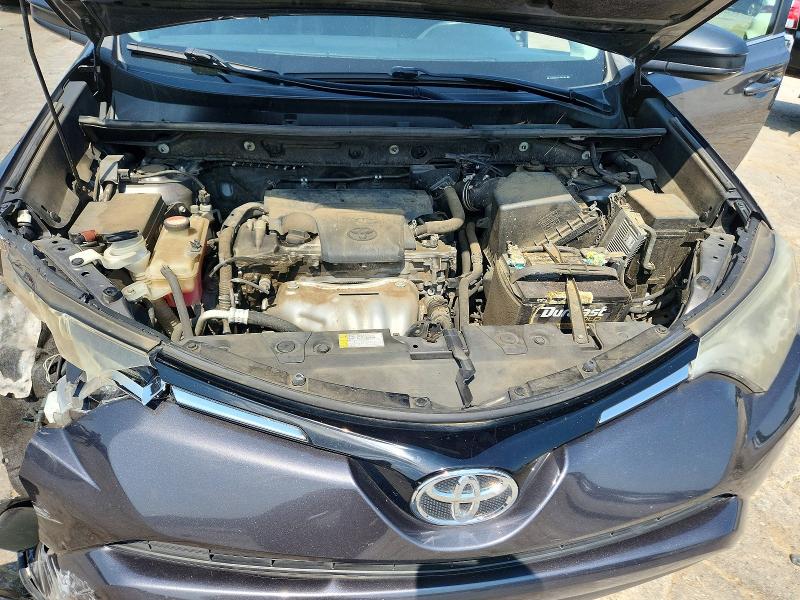 Photo 12 from auction – 2016 TOYOTA RAV4 with VIN JTMZFREV1GJ081786