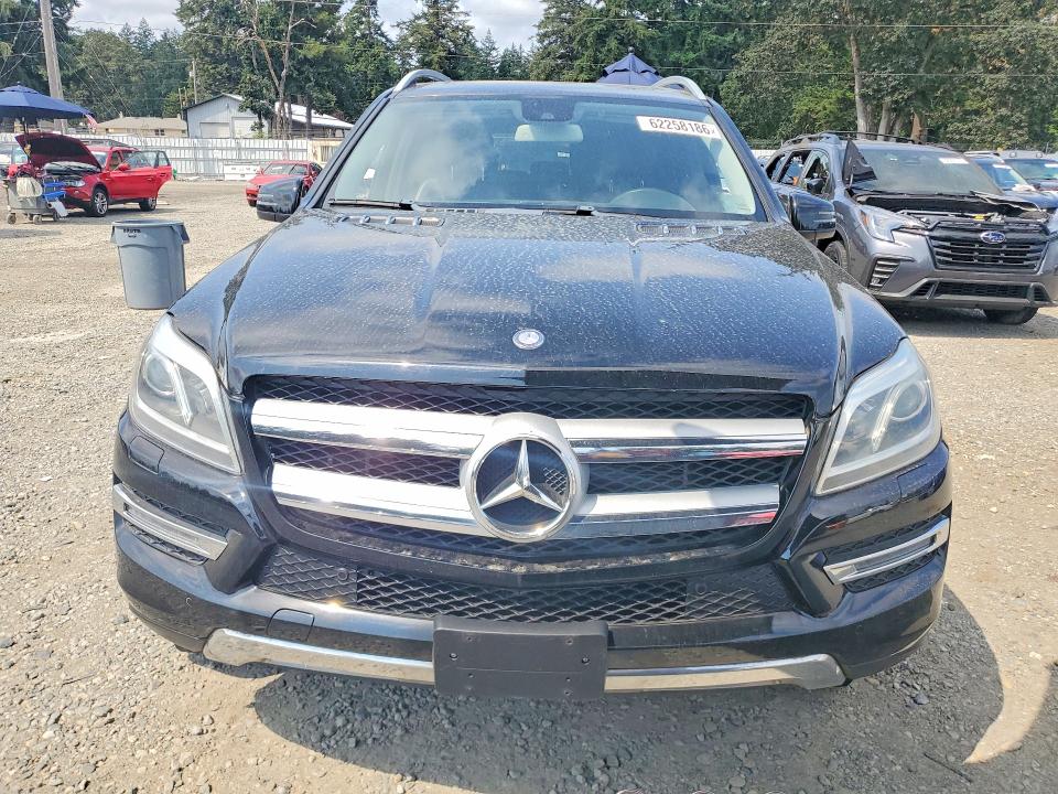 Photo 5 from auction – 2013 MERCEDES-BENZ GL with VIN 4JGDF7CE6DA240133