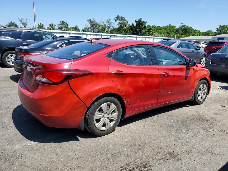 Photo 3 from auction – 2016 HYUNDAI ELANTRA with VIN KMHDH4AEXGU501956