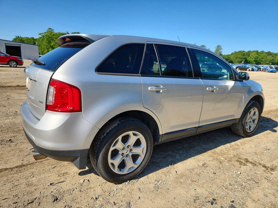 Photo 3 from auction – 2014 FORD EDGE with VIN 2FMDK3JC5EBB10114