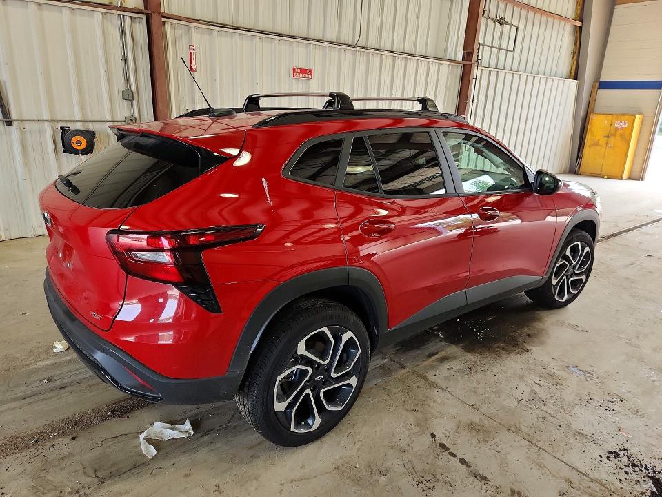 Photo 3 from auction – 2026 CHEVROLET TRAX with VIN KL77LJEPXTC088220