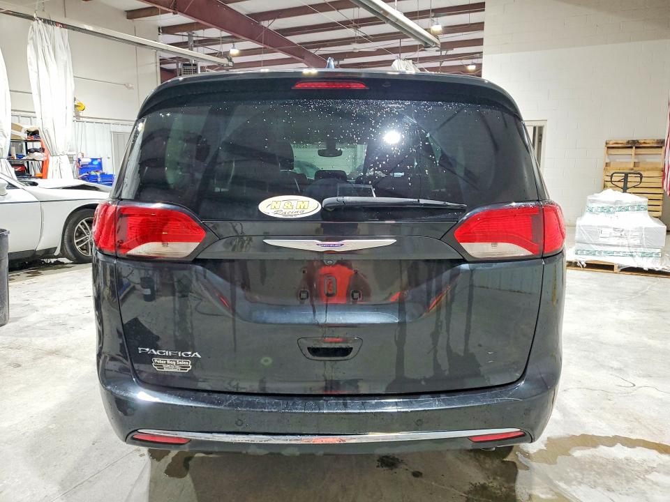 Photo 6 from auction – 2020 CHRYSLER PACIFICA with VIN 2C4RC1BG4LR106508