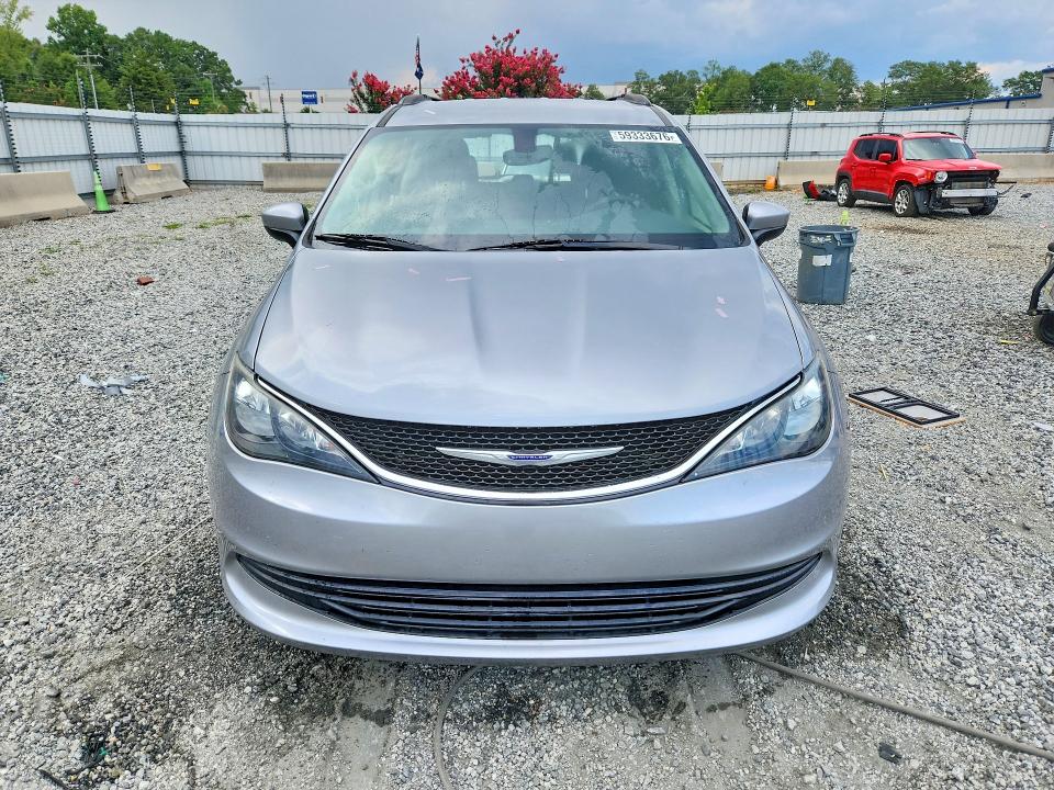 Photo 5 from auction – 2020 CHRYSLER VOYAGER with VIN 2C4RC1DG9LR176227
