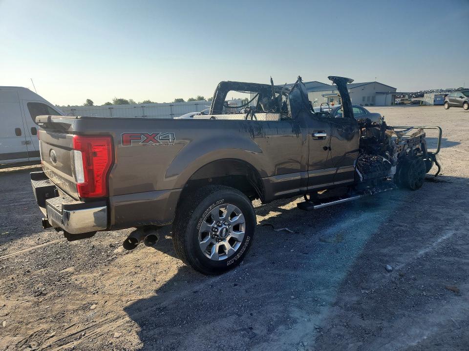 Photo 3 from auction – 2017 FORD F250 CAB with VIN 1FT7W2BT3HEC84741