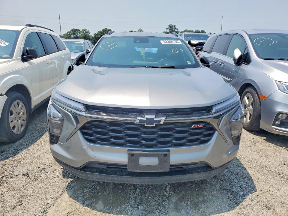 Photo 5 from auction – 2025 CHEVROLET TRAX with VIN KL77LJEPXSC027027