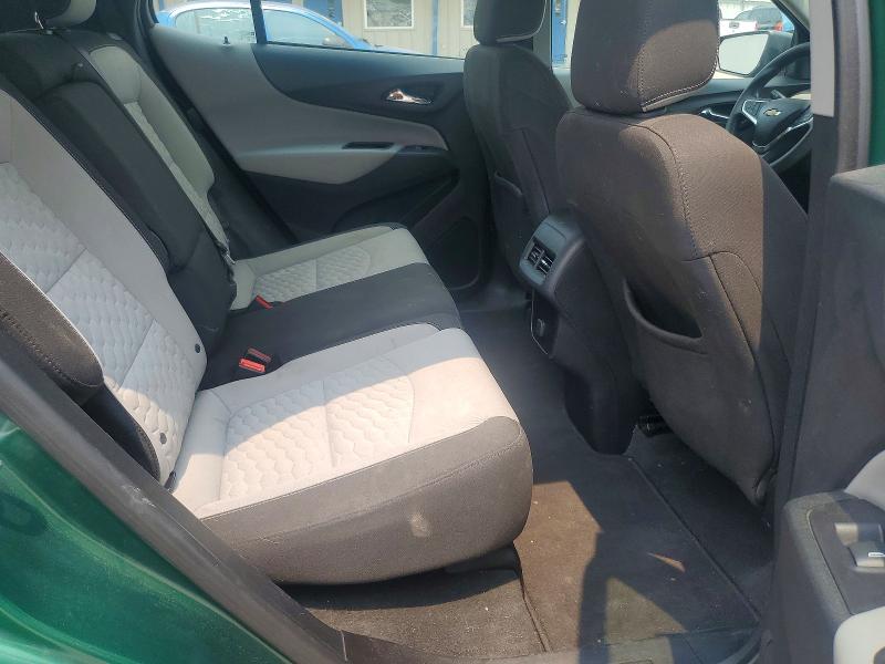 Photo 11 from auction – 2018 CHEVROLET EQUINOX with VIN 2GNAXREV8J6161611