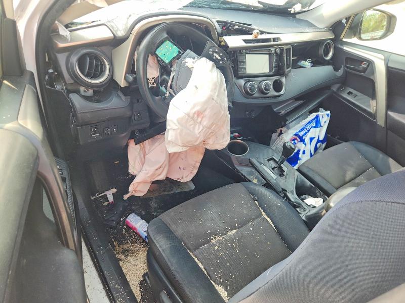 Photo 8 from auction – 2014 TOYOTA RAV4 with VIN JTMBFREV9ED083542