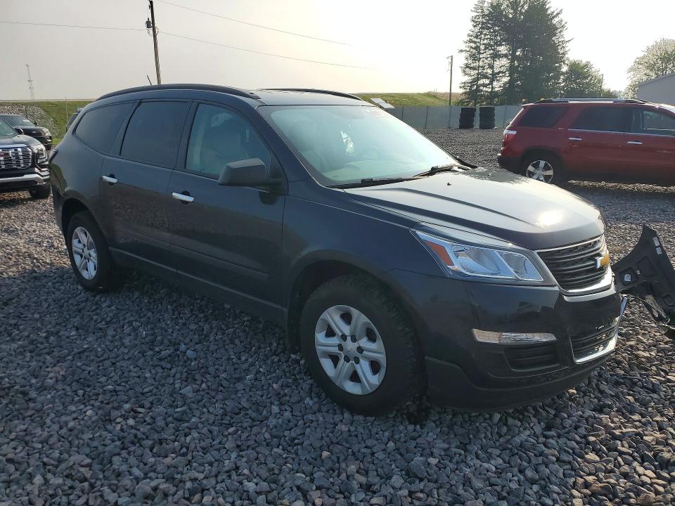 Photo 4 from auction – 2015 CHEVROLET TRAVERSE with VIN 1GNKRFKD1FJ213633