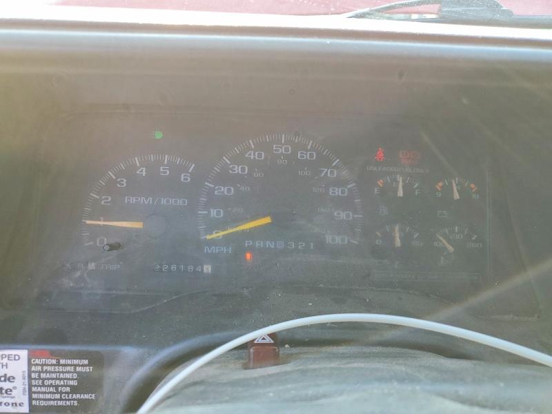 Photo 9 from auction – 1997 GMC SIERRA with VIN 2GTEK19R5V1557179
