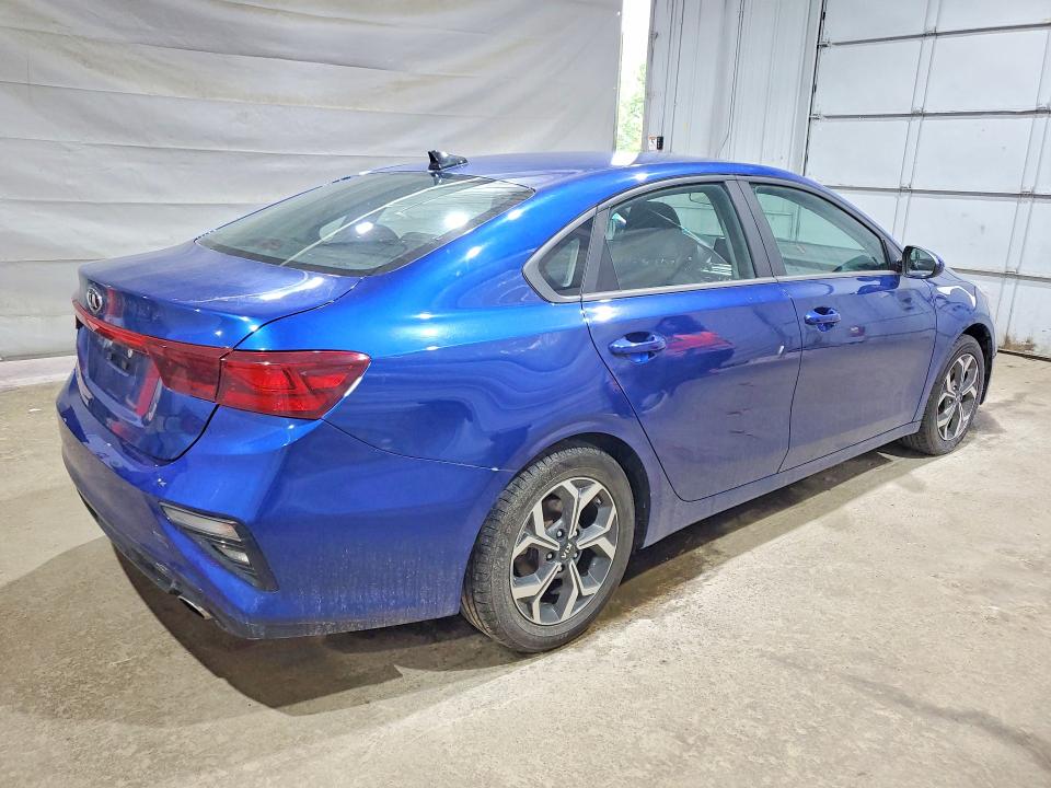 Photo 3 from auction – 2019 KIA FORTE with VIN 3KPF24AD8KE026336