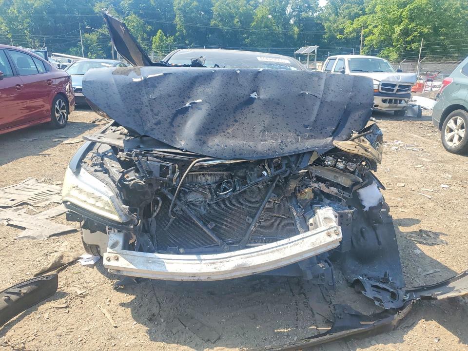 Photo 5 from auction – 2016 ACURA TLX with VIN 19UUB1F53GA015568