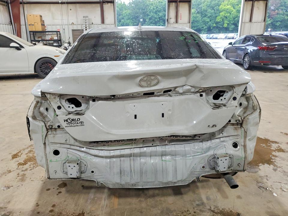 Photo 6 from auction – 2023 TOYOTA CAMRY with VIN 4T1C11AK1PU129072