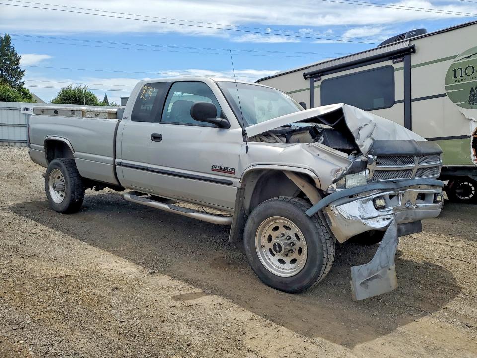 Photo 4 from auction – 2000 DODGE RAM 2500 with VIN 3B7KF2369YG140400