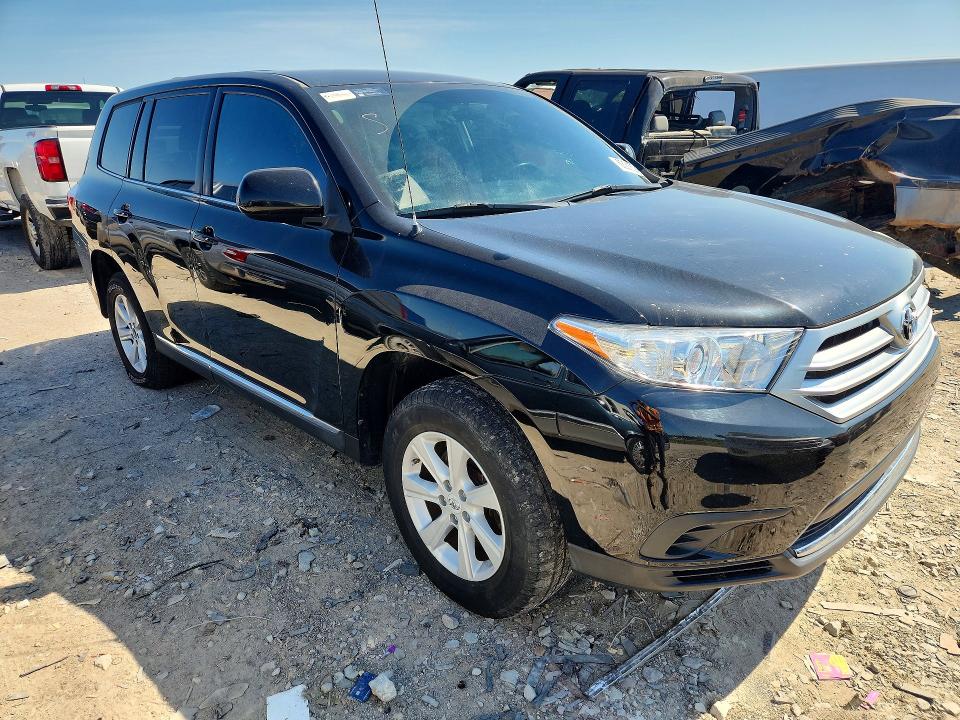 Photo 4 from auction – 2012 TOYOTA HIGHLANDER with VIN 5TDZA3EHXCS025591