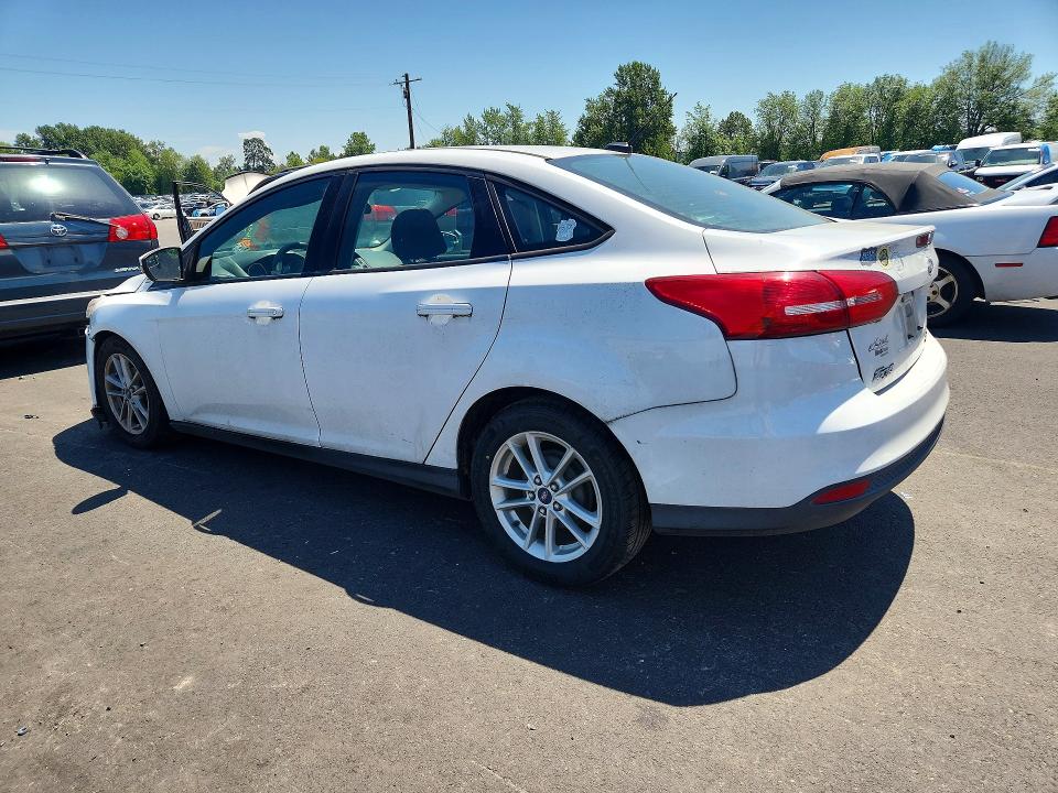 Photo 2 from auction – 2015 FORD FOCUS with VIN 1FADP3F22FL220521