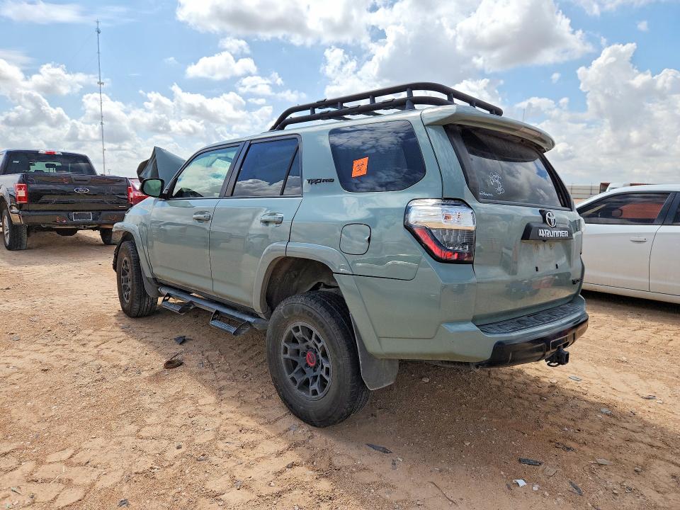 Photo 2 from auction – 2021 TOYOTA 4RUNNER with VIN JTELU5JR9M5899716