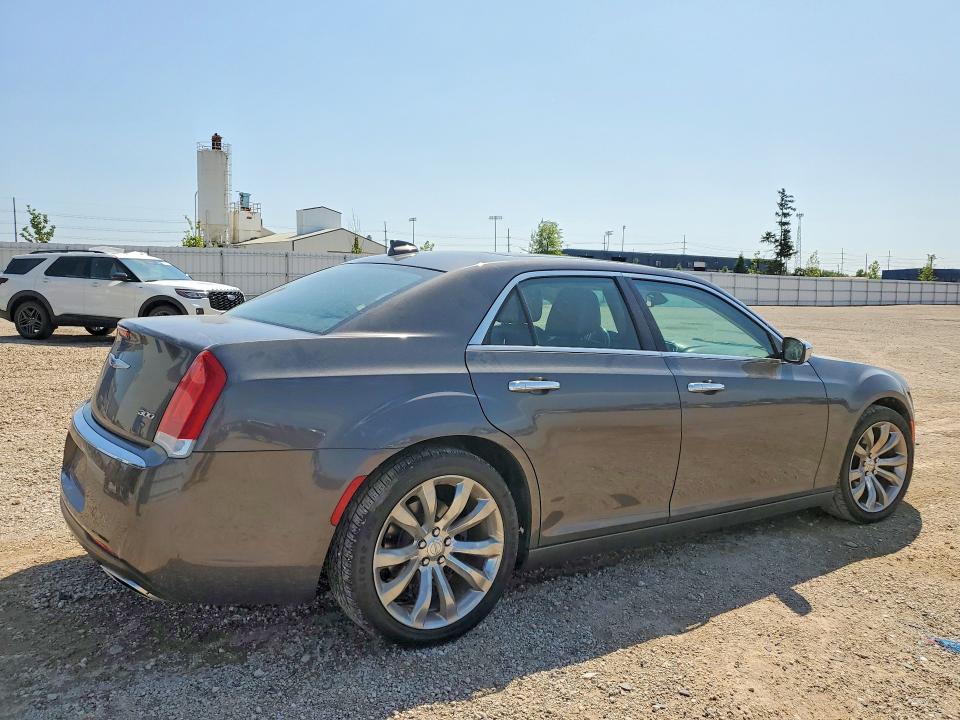 Photo 3 from auction – 2019 CHRYSLER 300 with VIN 2C3CCAEG1KH585805