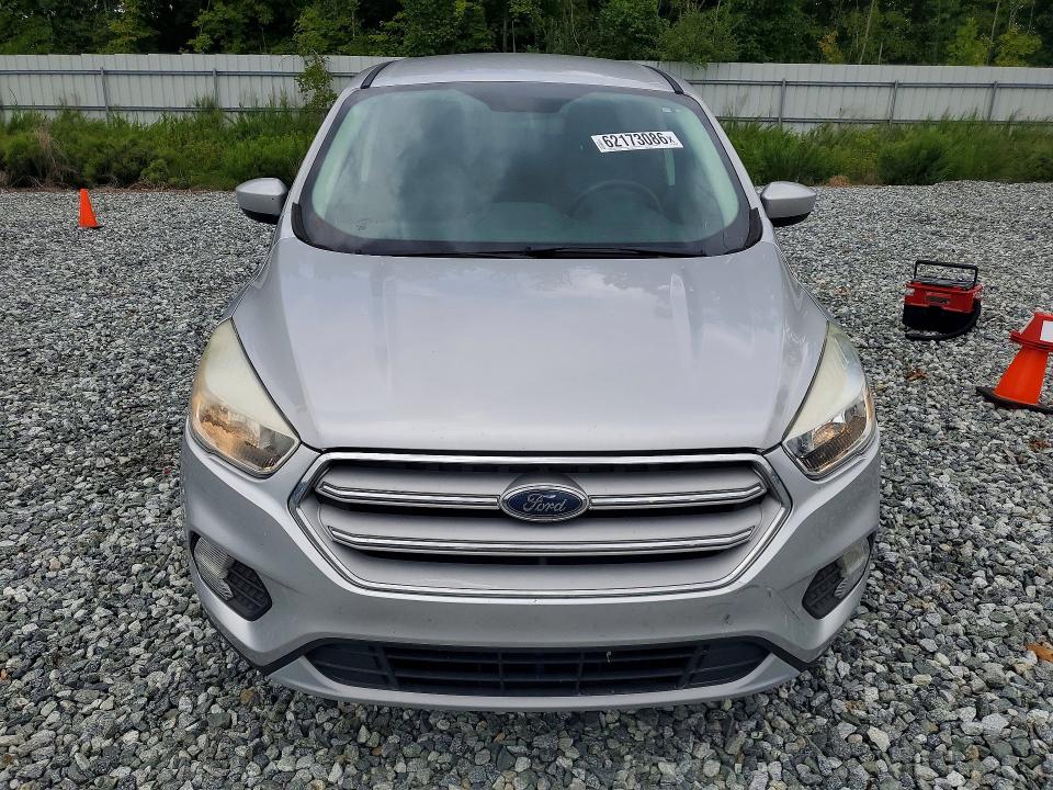 Photo 5 from auction – 2019 FORD ESCAPE with VIN 1FMCU0GD1KUA22932