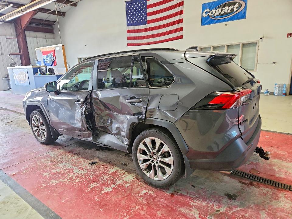 Photo 2 from auction – 2025 TOYOTA RAV4 with VIN 2T3A1RFV2SW583033
