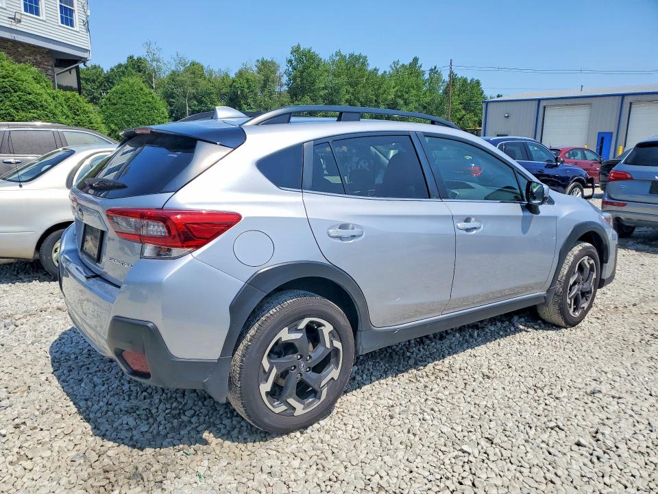 Photo 3 from auction – 2023 SUBARU CROSSTREK with VIN JF2GTHMC8P8272950