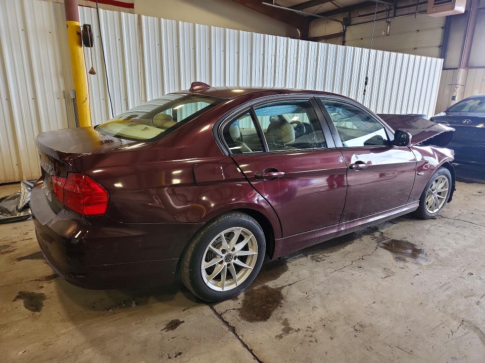 Photo 3 from auction – 2010 BMW 328 with VIN WBAPH7G55ANM54165