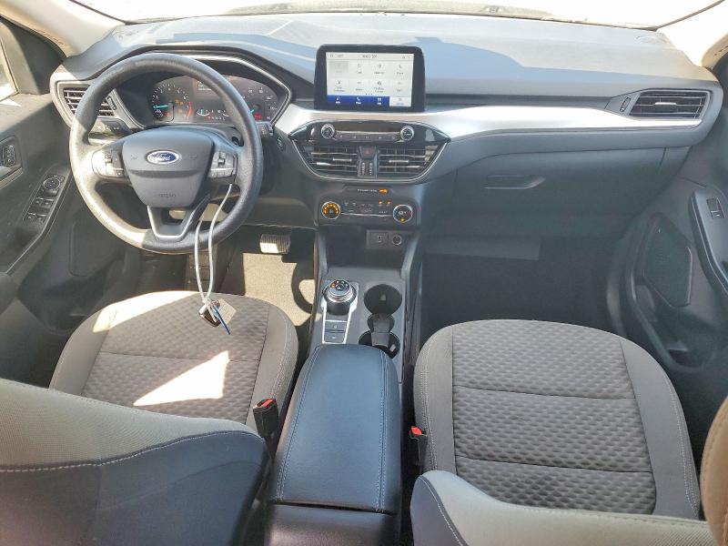 Photo 8 from auction – 2020 FORD ESCAPE with VIN 1FMCU9G64LUB63713