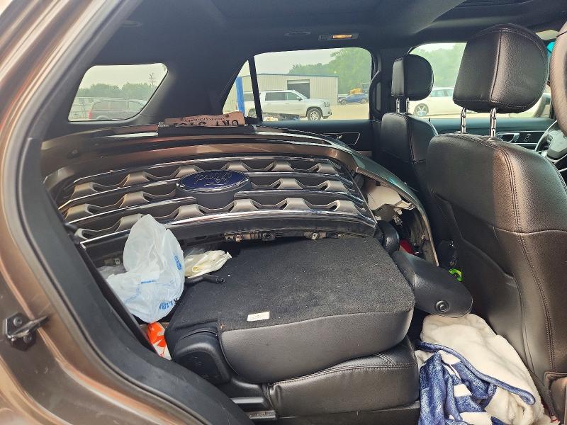 Photo 11 from auction – 2016 FORD EXPLORER with VIN 1FM5K7D83GGB70830