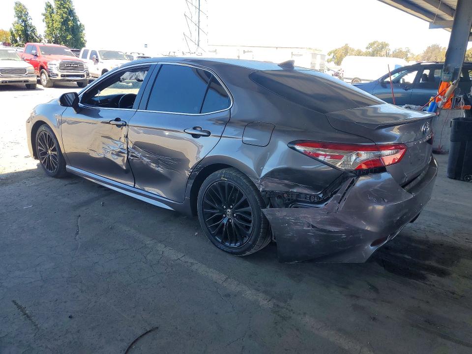 Photo 2 from auction – 2020 TOYOTA CAMRY with VIN 4T1J31AK1LU538880