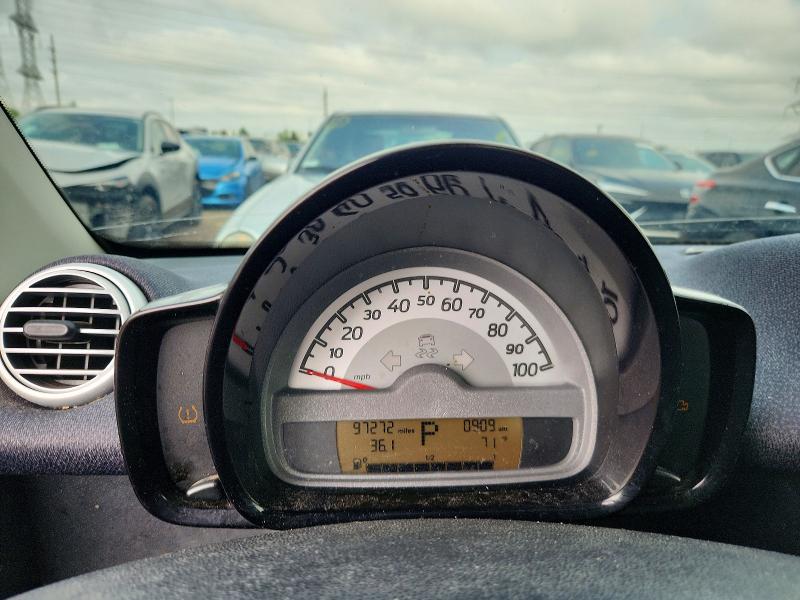 Photo 9 from auction – 2013 SMART FORTWO with VIN WMEEJ3BA4DK656885