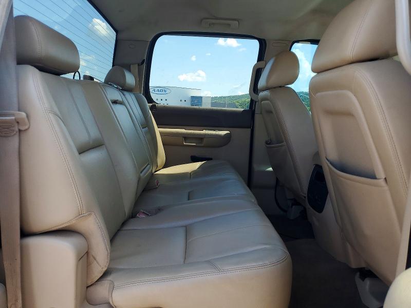 Photo 10 from auction – 2012 GMC SIERRA2500 with VIN 1GT120C88CF131338