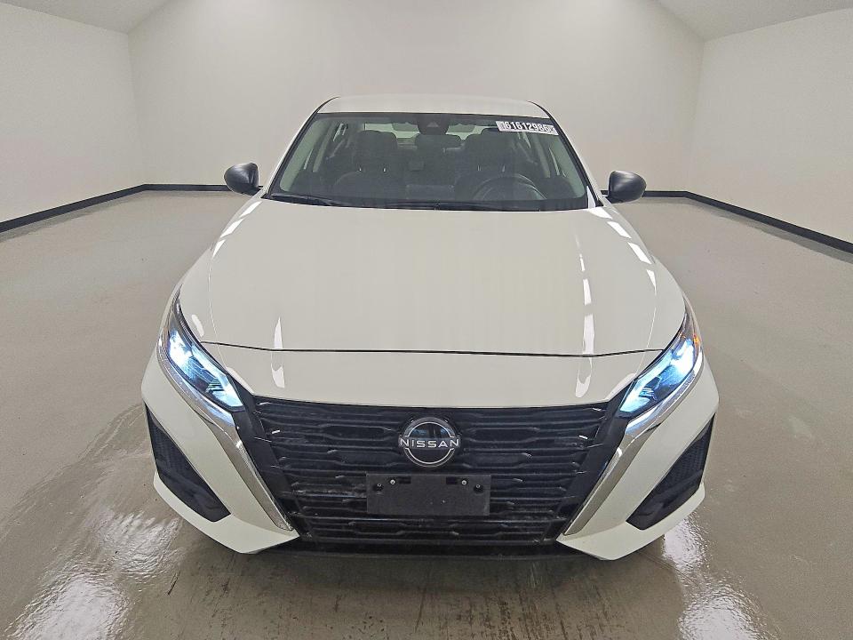 Photo 5 from auction – 2025 NISSAN ALTIMA with VIN 1N4BL4BVXSN327159