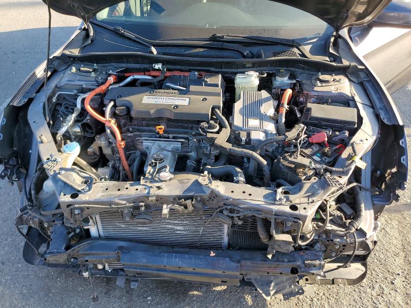 Photo 11 from auction – 2017 HONDA ACCORD with VIN JHMCR6F7XHC031968
