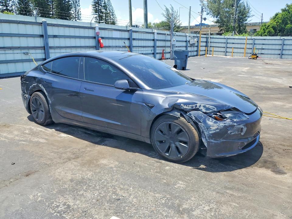 Photo 4 from auction – 2025 TESLA MODEL 3 with VIN 5YJ3E1EA5SF034736