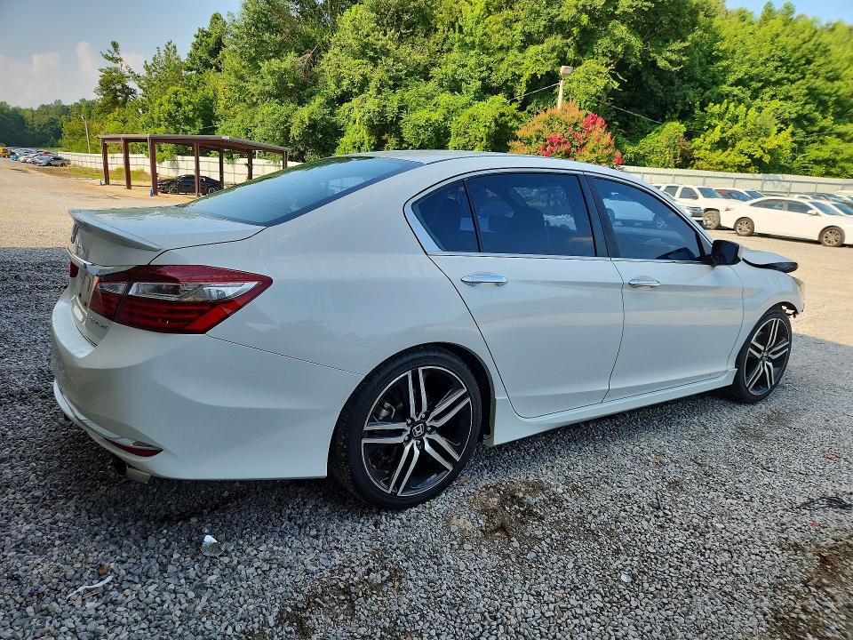 Photo 3 from auction – 2016 HONDA ACCORD with VIN 1HGCR2F69GA099353
